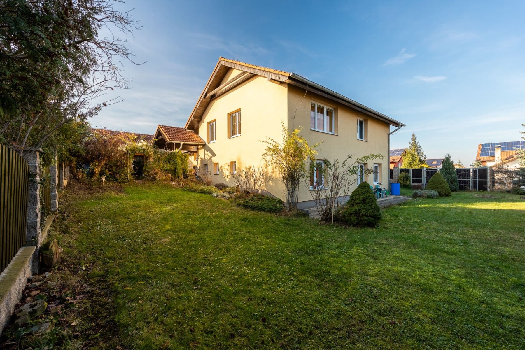 Predaj domu 203 m², pozemek 873 m², Příčná, Radonice, Středočeský kraj Predaj domu 203 m², pozemek 873 m², Příčná, Radonice, Středočeský kraj