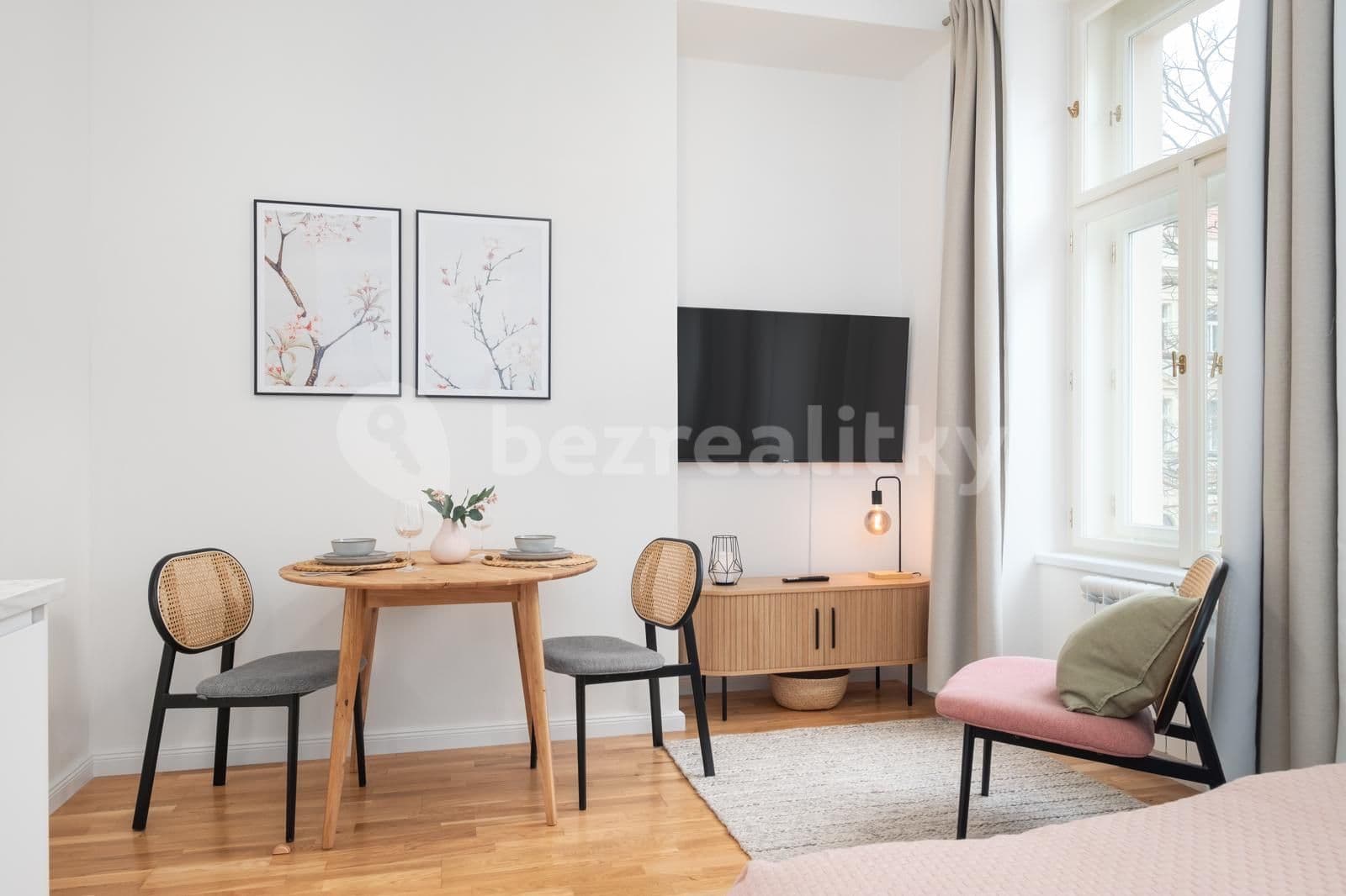 Prenájom bytu 1-izbový 30 m², Vítkova, Praha, Praha Prenájom bytu 1-izbový 30 m², Vítkova, Praha, Praha