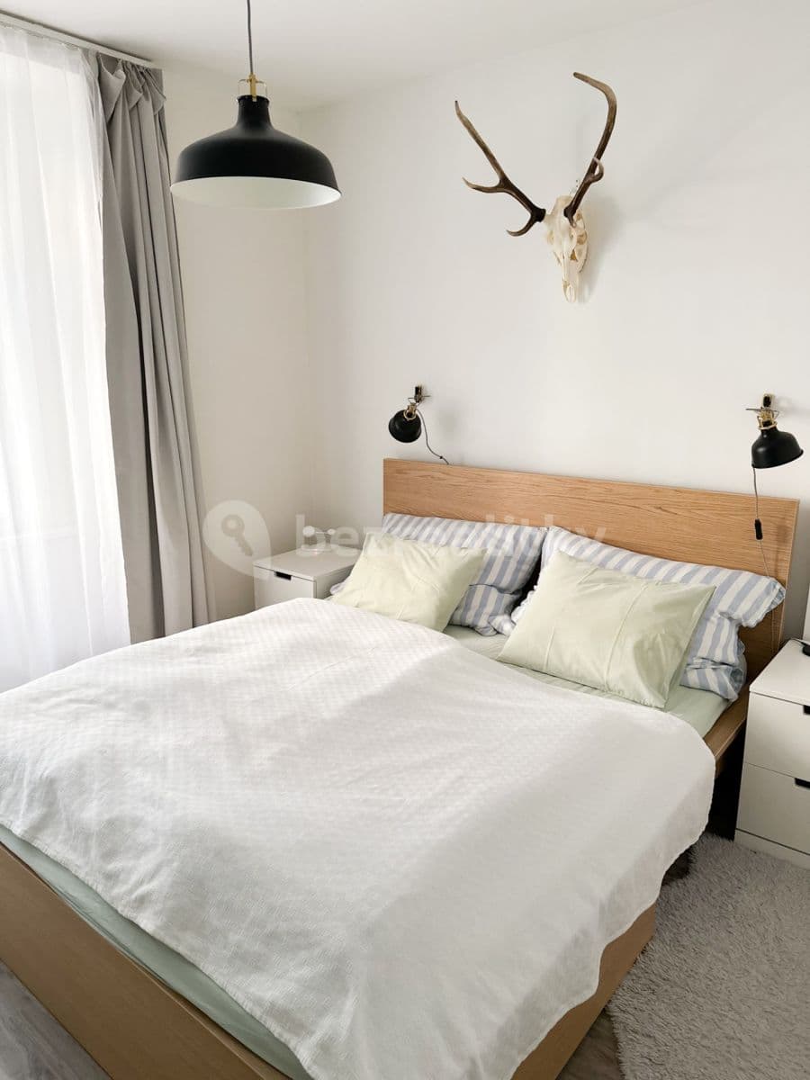 Prenájom bytu 2-izbový 53 m², Janovského, Praha, Praha Prenájom bytu 2-izbový 53 m², Janovského, Praha, Praha