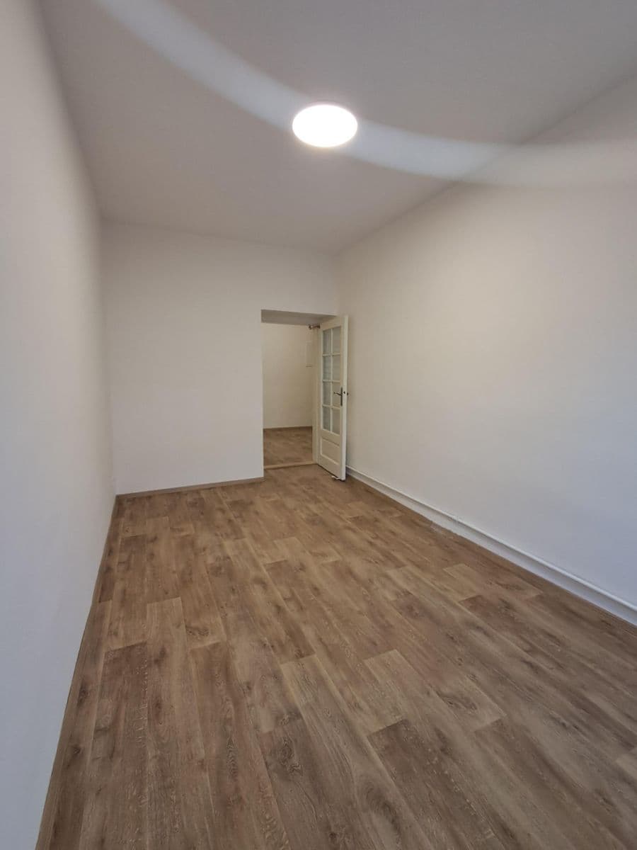 Prenájom bytu 2-izbový 65 m², Kodaňská, Praha, Praha Prenájom bytu 2-izbový 65 m², Kodaňská, Praha, Praha