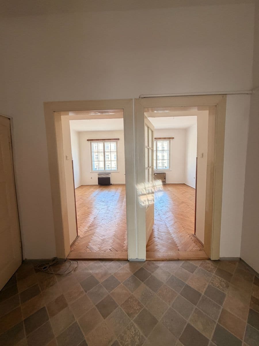 Prenájom bytu 2-izbový 65 m², Kodaňská, Praha, Praha Prenájom bytu 2-izbový 65 m², Kodaňská, Praha, Praha