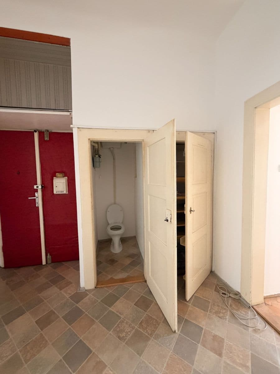 Prenájom bytu 2-izbový 65 m², Kodaňská, Praha, Praha Prenájom bytu 2-izbový 65 m², Kodaňská, Praha, Praha