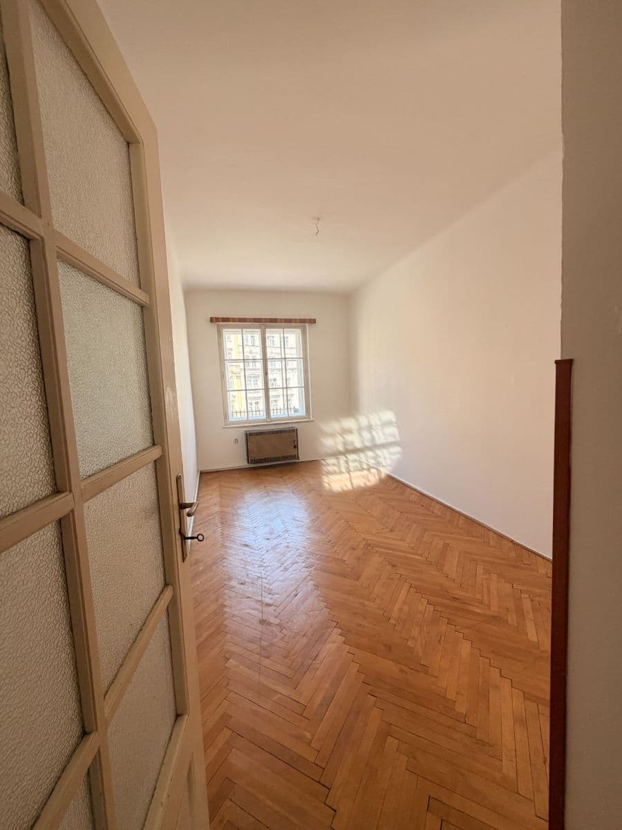 Prenájom bytu 2-izbový 65 m², Kodaňská, Praha, Praha Prenájom bytu 2-izbový 65 m², Kodaňská, Praha, Praha
