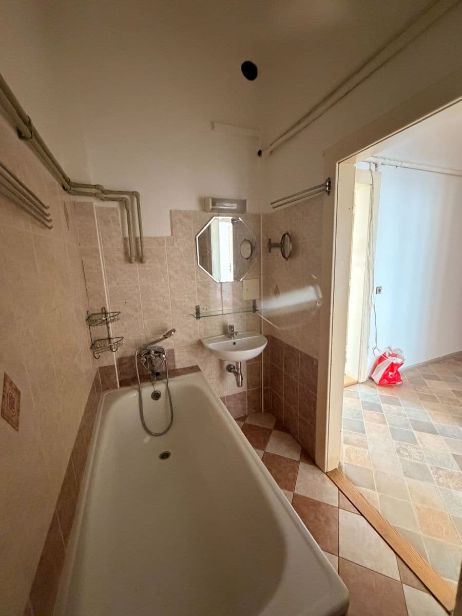 Prenájom bytu 2-izbový 65 m², Kodaňská, Praha, Praha Prenájom bytu 2-izbový 65 m², Kodaňská, Praha, Praha