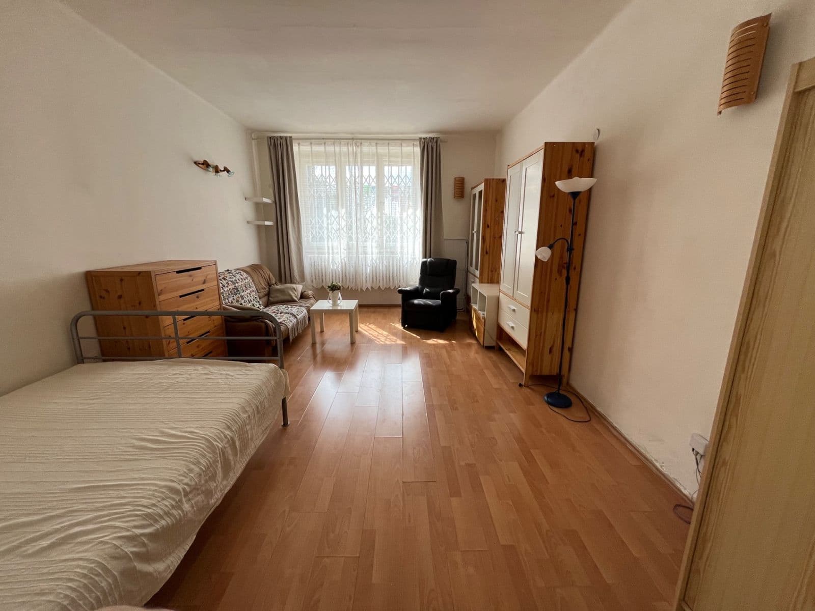 Prenájom bytu 1-izbový 35 m², Kouřimská, Praha, Praha Prenájom bytu 1-izbový 35 m², Kouřimská, Praha, Praha