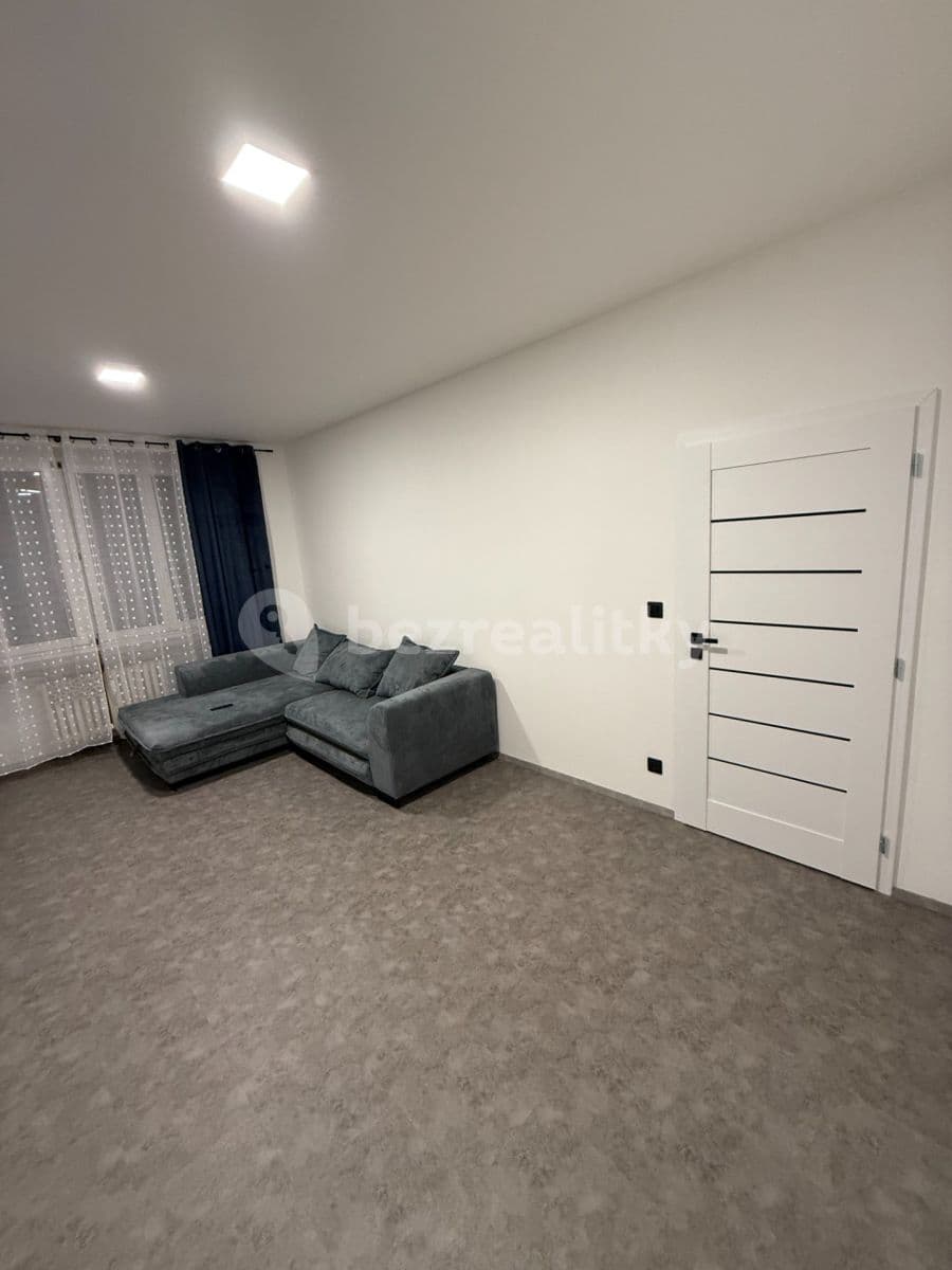 Prenájom bytu 2-izbový 60 m², Lorencova, Zlín, Zlínský kraj Prenájom bytu 2-izbový 60 m², Lorencova, Zlín, Zlínský kraj
