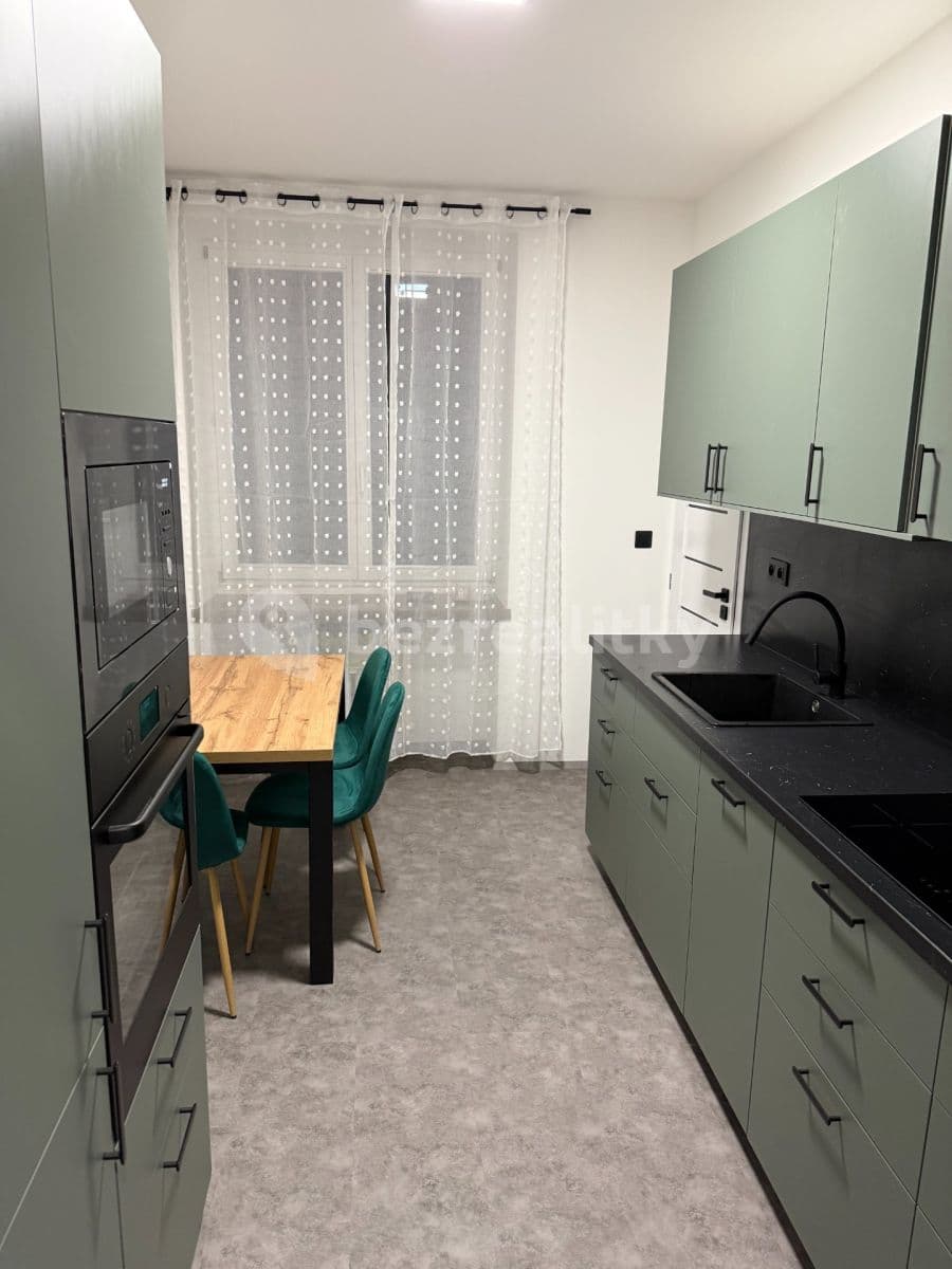 Prenájom bytu 2-izbový 60 m², Lorencova, Zlín, Zlínský kraj Prenájom bytu 2-izbový 60 m², Lorencova, Zlín, Zlínský kraj