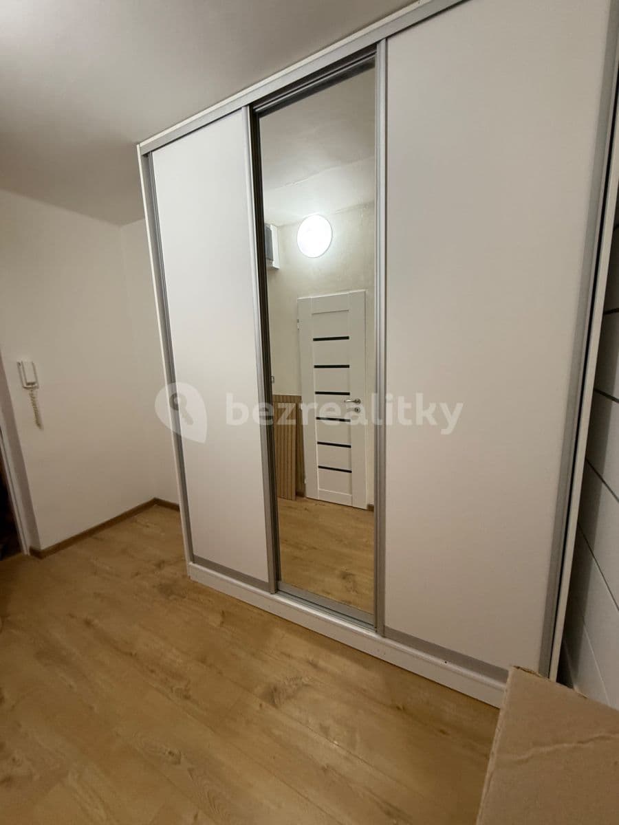 Prenájom bytu 2-izbový 54 m², Borovského, Karviná, Moravskoslezský kraj Prenájom bytu 2-izbový 54 m², Borovského, Karviná, Moravskoslezský kraj