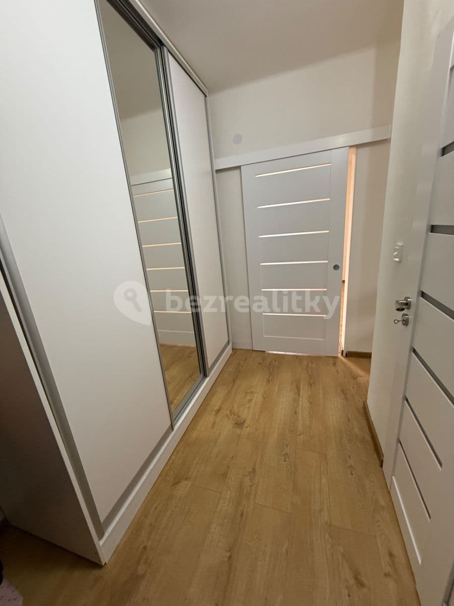 Prenájom bytu 2-izbový 54 m², Borovského, Karviná, Moravskoslezský kraj Prenájom bytu 2-izbový 54 m², Borovského, Karviná, Moravskoslezský kraj