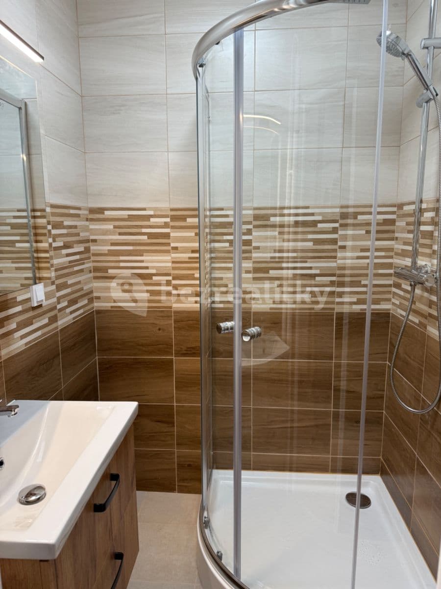 Prenájom bytu 2-izbový 54 m², Borovského, Karviná, Moravskoslezský kraj Prenájom bytu 2-izbový 54 m², Borovského, Karviná, Moravskoslezský kraj