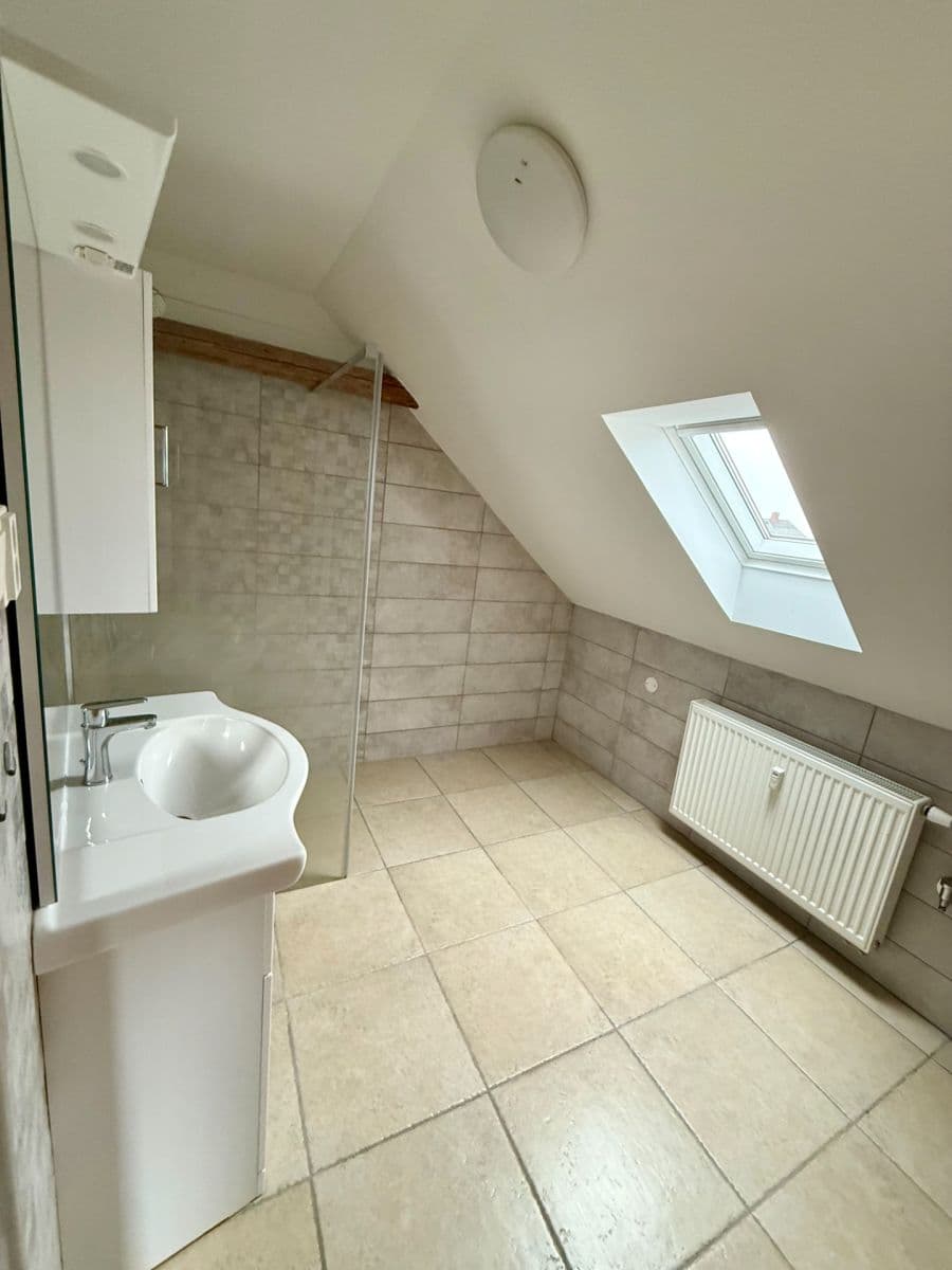 Prenájom bytu 2-izbový 71 m², Rostislavova, Ostrava, Moravskoslezský kraj Prenájom bytu 2-izbový 71 m², Rostislavova, Ostrava, Moravskoslezský kraj