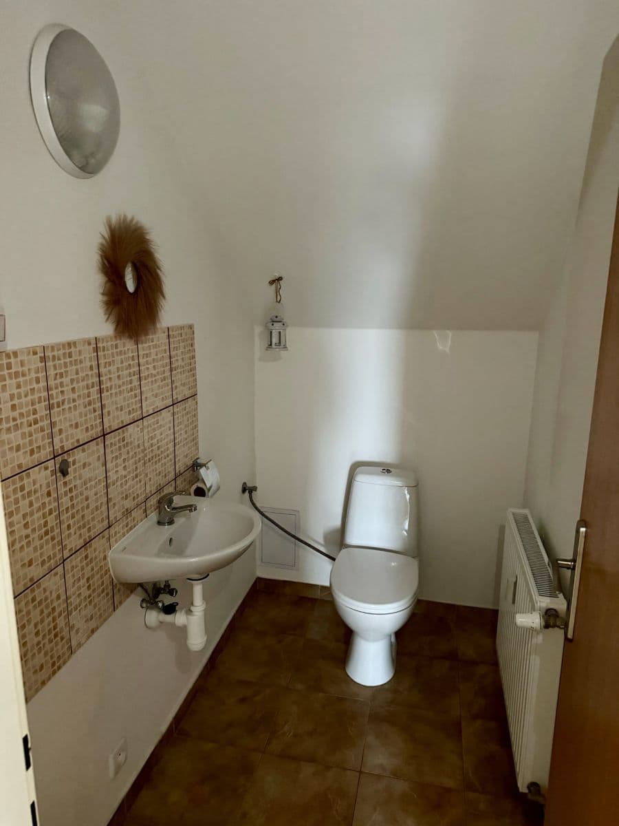 Prenájom bytu 2-izbový 71 m², Rostislavova, Ostrava, Moravskoslezský kraj Prenájom bytu 2-izbový 71 m², Rostislavova, Ostrava, Moravskoslezský kraj