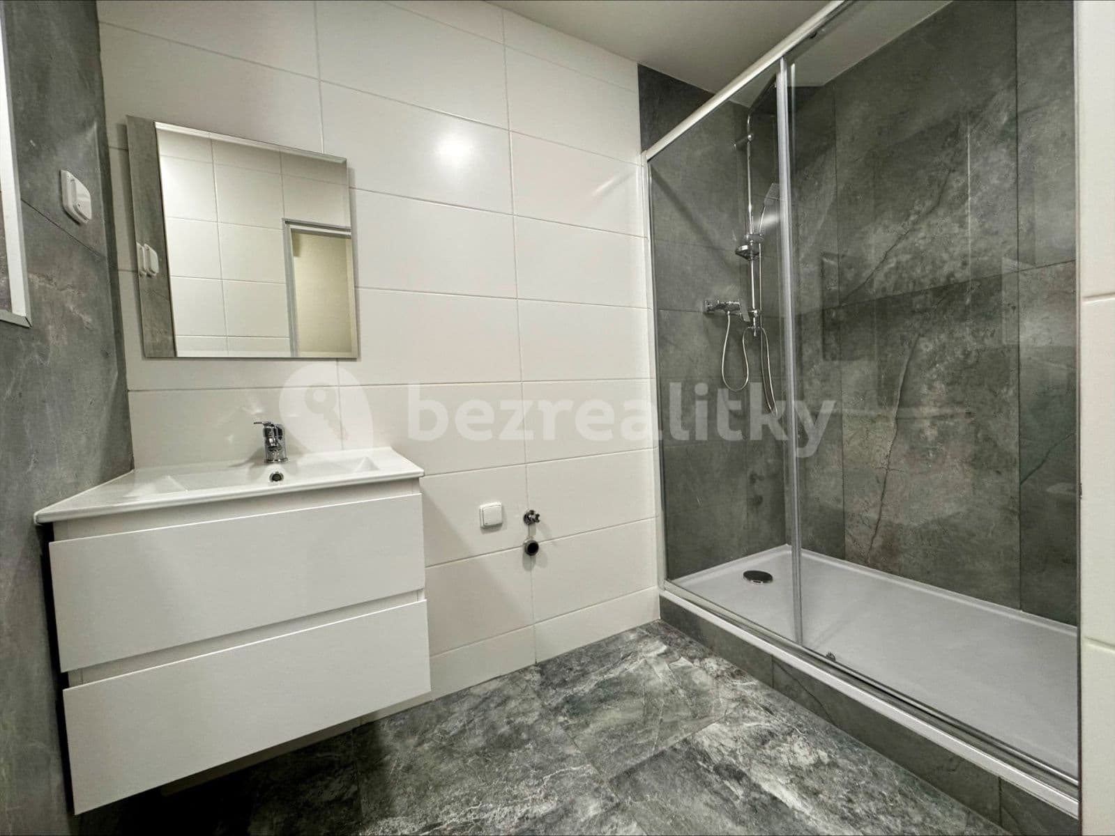 Prenájom bytu 2-izbový 50 m², Návětrná, Ústí nad Labem, Ústecký kraj Prenájom bytu 2-izbový 50 m², Návětrná, Ústí nad Labem, Ústecký kraj