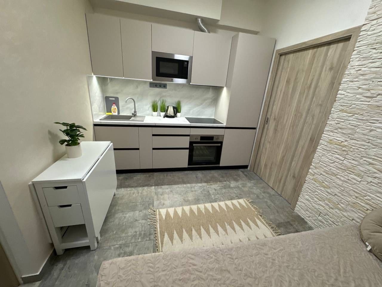 Prenájom bytu 2-izbový 25 m², Sokolská, Praha, Praha Prenájom bytu 2-izbový 25 m², Sokolská, Praha, Praha