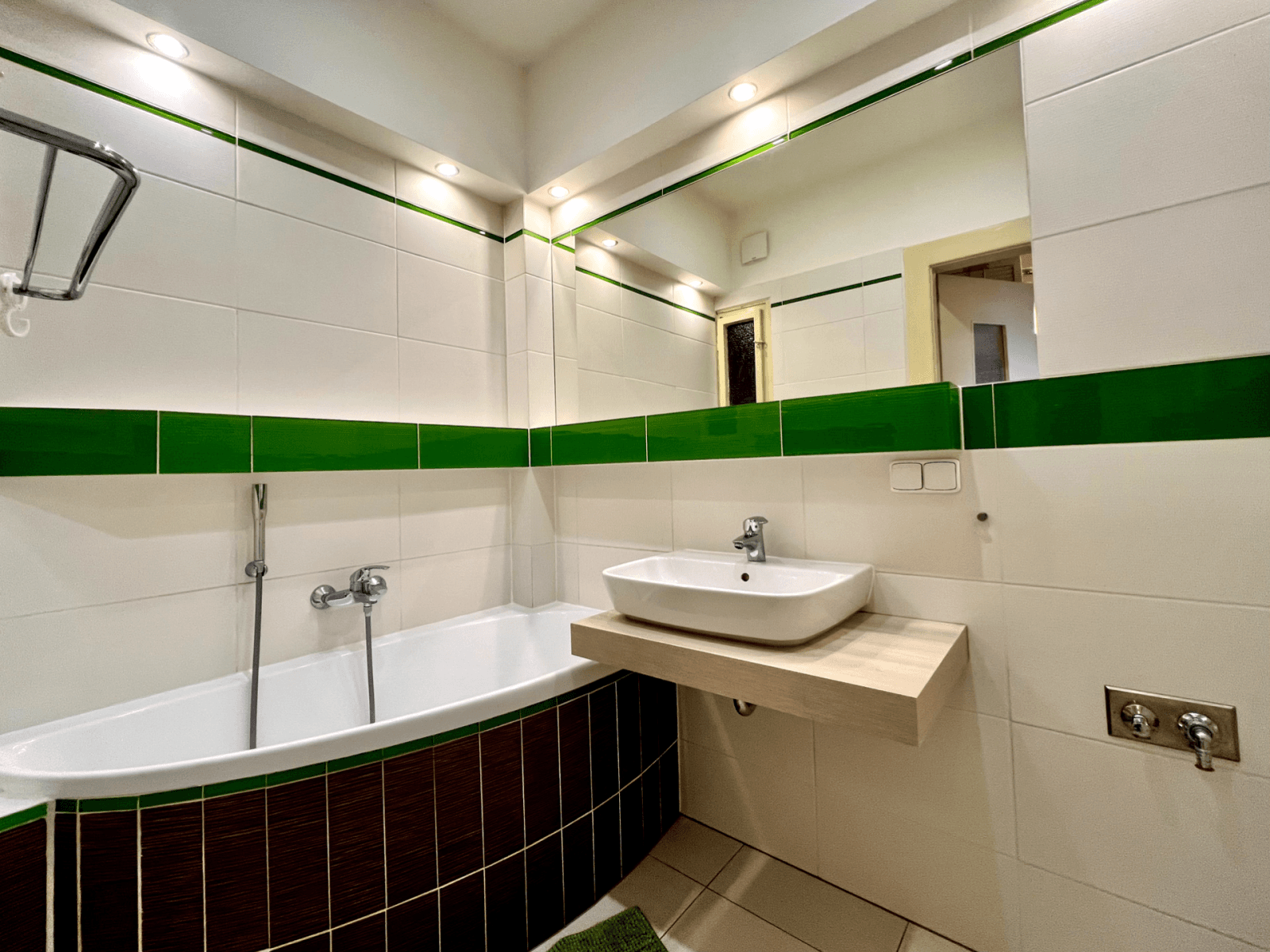 Prenájom bytu 2-izbový 47 m², V Zálomu, Praha, Praha Prenájom bytu 2-izbový 47 m², V Zálomu, Praha, Praha