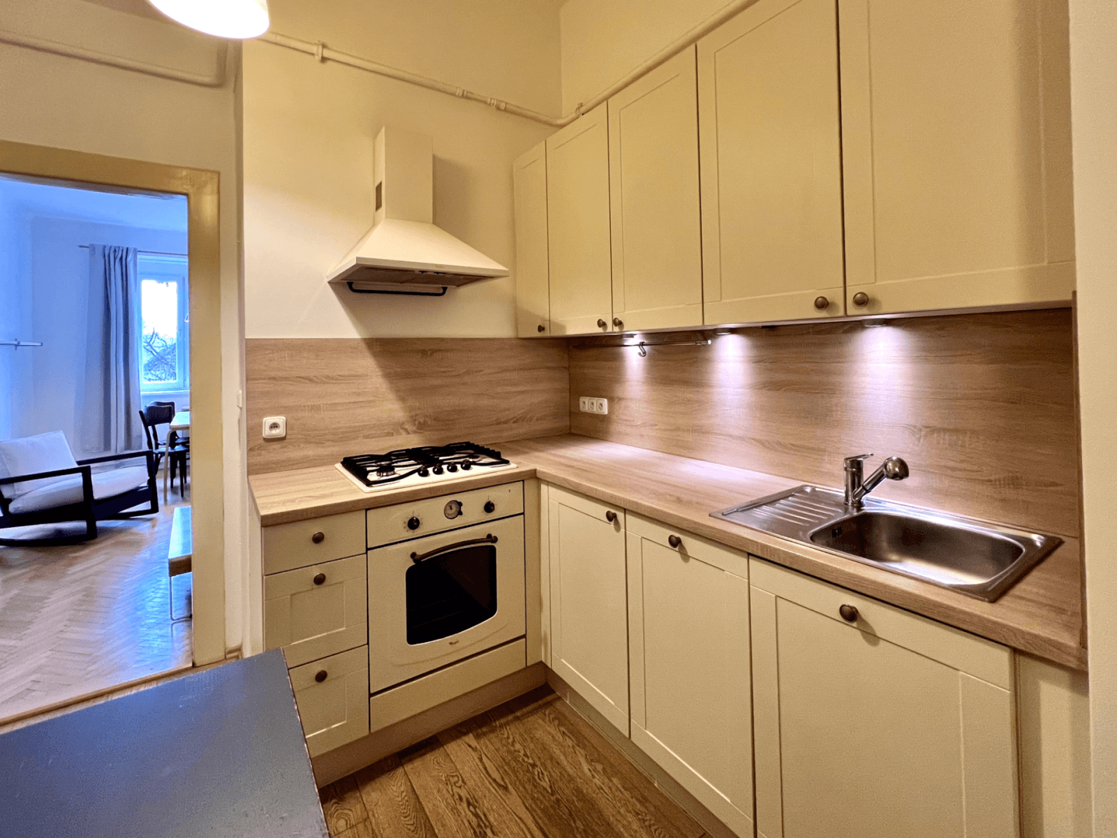 Prenájom bytu 2-izbový 47 m², V Zálomu, Praha, Praha Prenájom bytu 2-izbový 47 m², V Zálomu, Praha, Praha