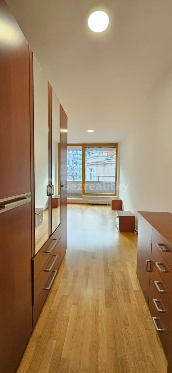 Prenájom bytu 2-izbový 71 m², Soukenická, Brno, Jihomoravský kraj Prenájom bytu 2-izbový 71 m², Soukenická, Brno, Jihomoravský kraj