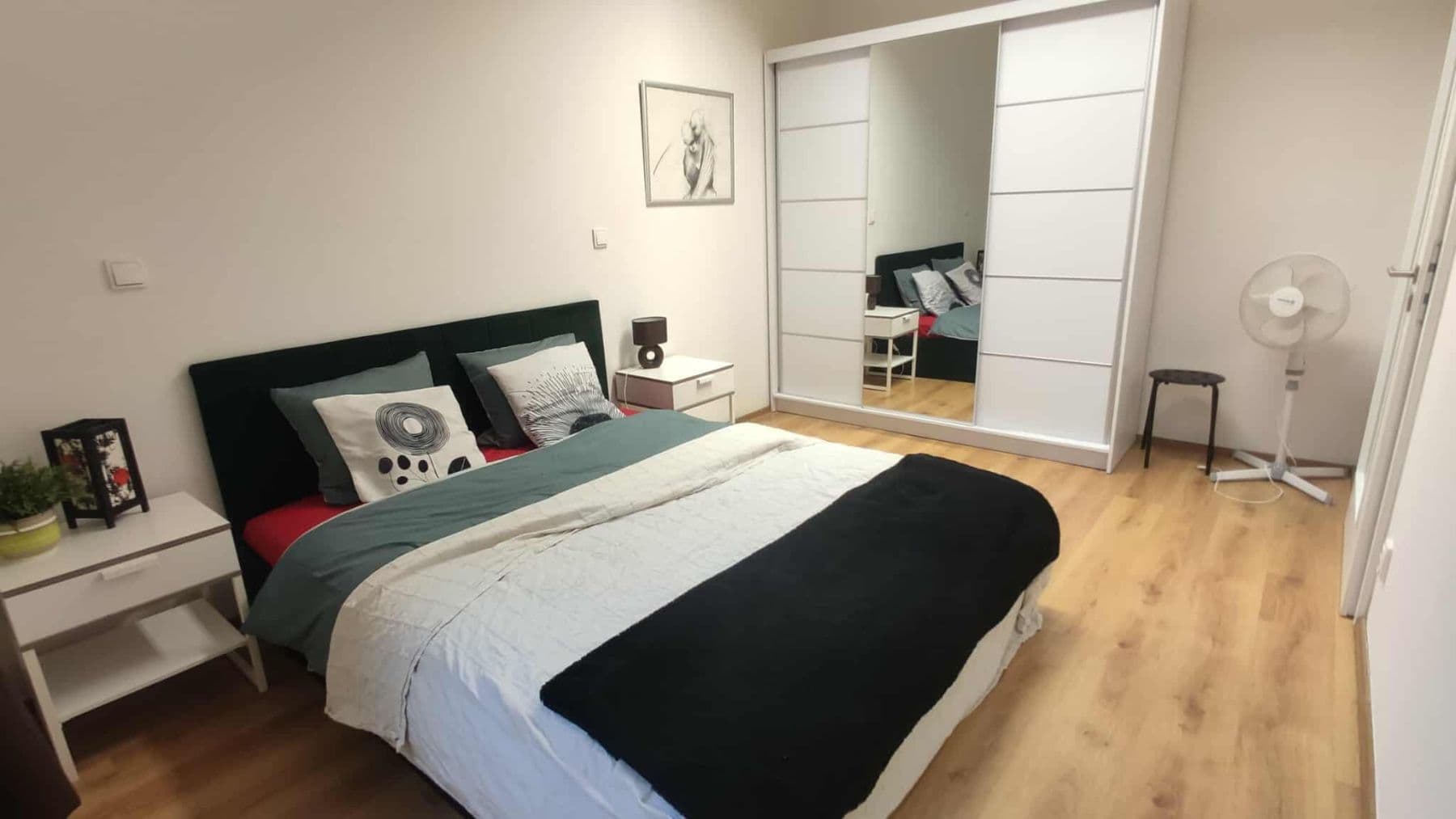Prenájom bytu 35 m², Dvacátého osmého pluku, Praha, Praha Prenájom bytu 35 m², Dvacátého osmého pluku, Praha, Praha