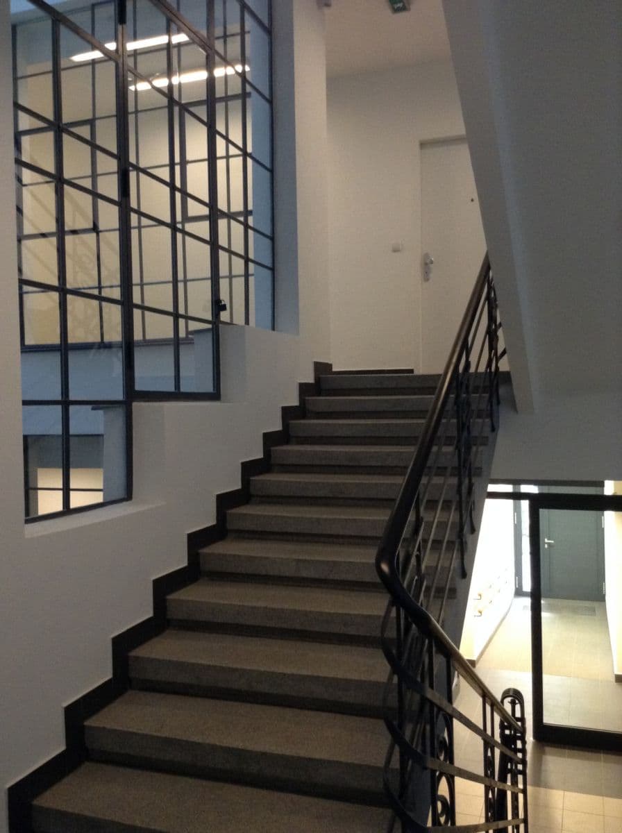 Prenájom bytu 35 m², Dvacátého osmého pluku, Praha, Praha Prenájom bytu 35 m², Dvacátého osmého pluku, Praha, Praha