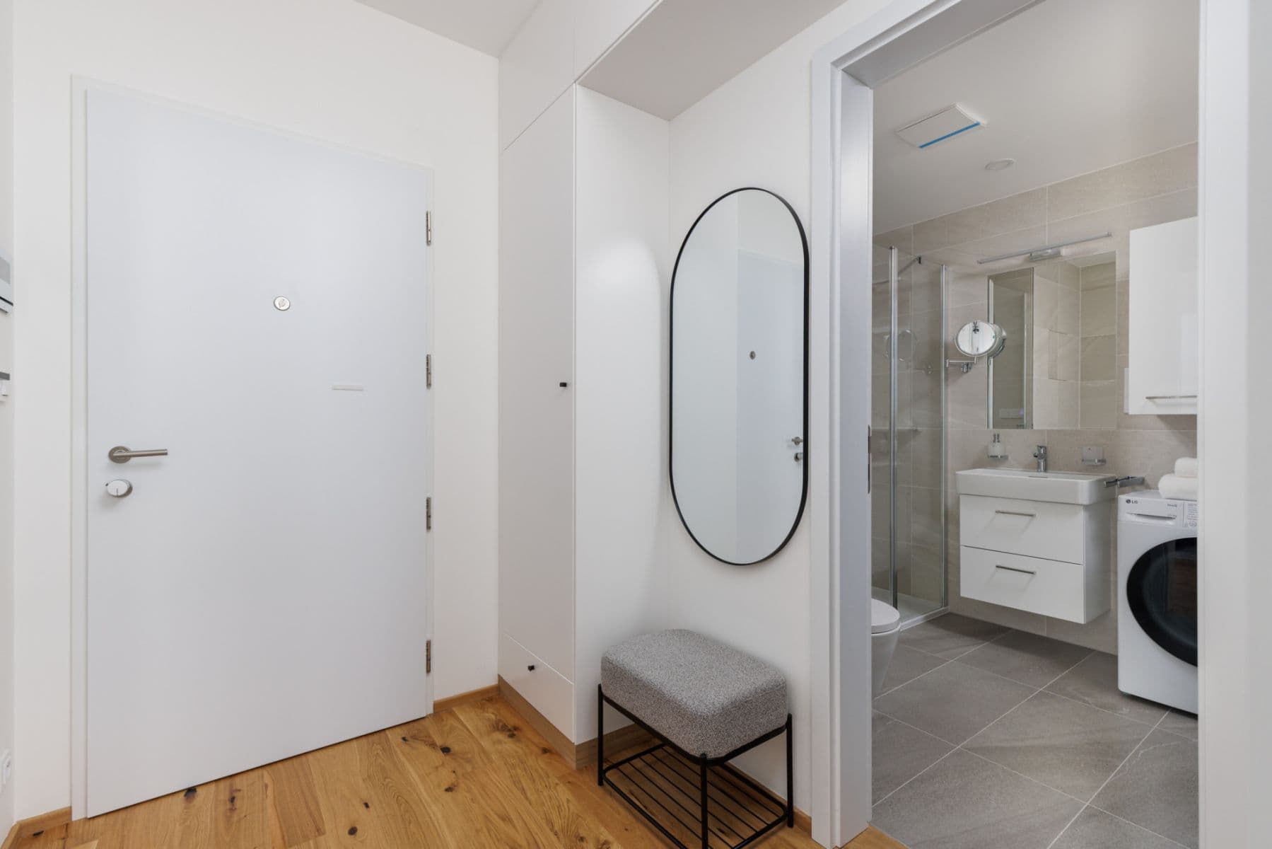 Prenájom bytu 43 m², Závišova, Praha, Praha Prenájom bytu 43 m², Závišova, Praha, Praha