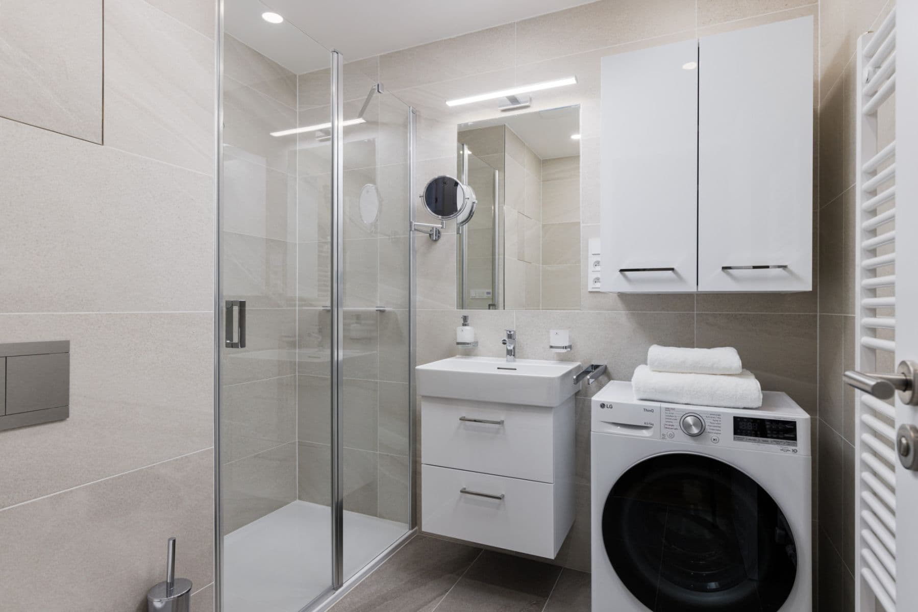 Prenájom bytu 43 m², Závišova, Praha, Praha Prenájom bytu 43 m², Závišova, Praha, Praha