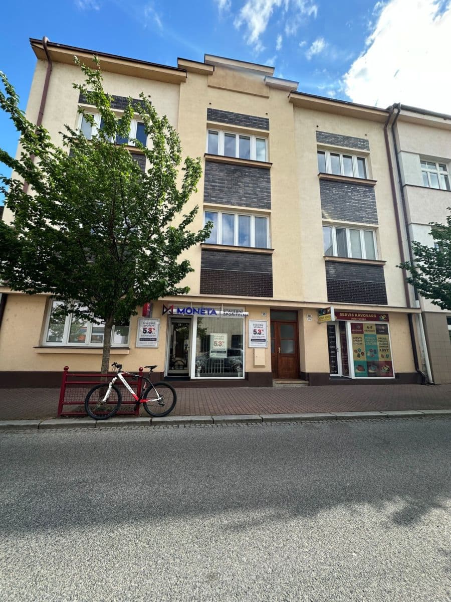 Prenájom bytu 1-izbový 50 m², Smilova, Pardubice, Pardubický kraj Prenájom bytu 1-izbový 50 m², Smilova, Pardubice, Pardubický kraj