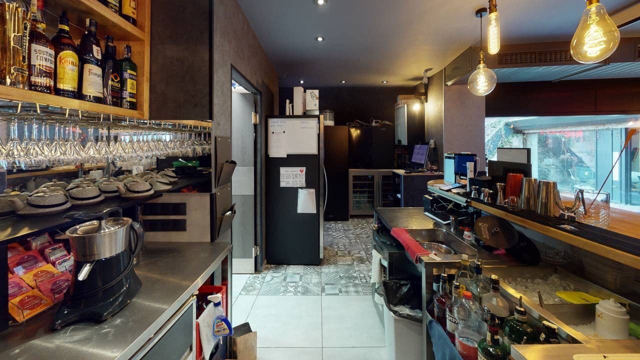 Predaj nebytového priestoru 142 m², Pitterova, Praha, Praha Predaj nebytového priestoru 142 m², Pitterova, Praha, Praha