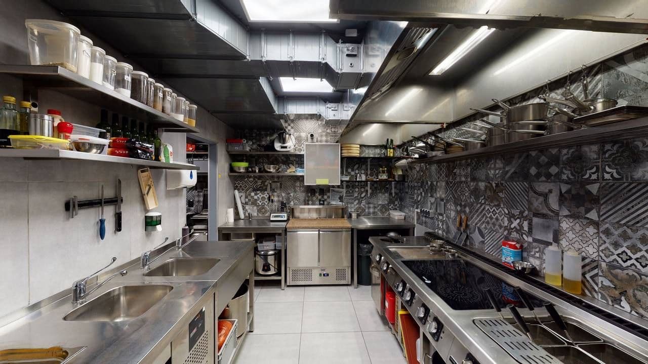 Predaj nebytového priestoru 142 m², Pitterova, Praha, Praha Predaj nebytového priestoru 142 m², Pitterova, Praha, Praha