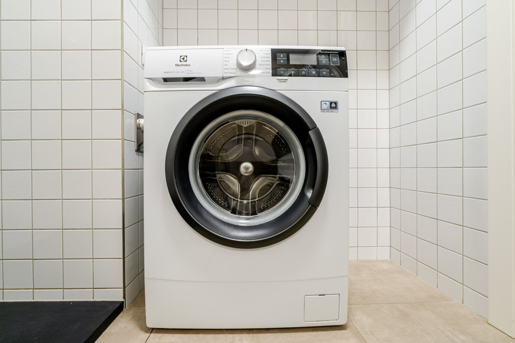 Prenájom bytu 55 m², Chodská, Praha, Praha Prenájom bytu 55 m², Chodská, Praha, Praha