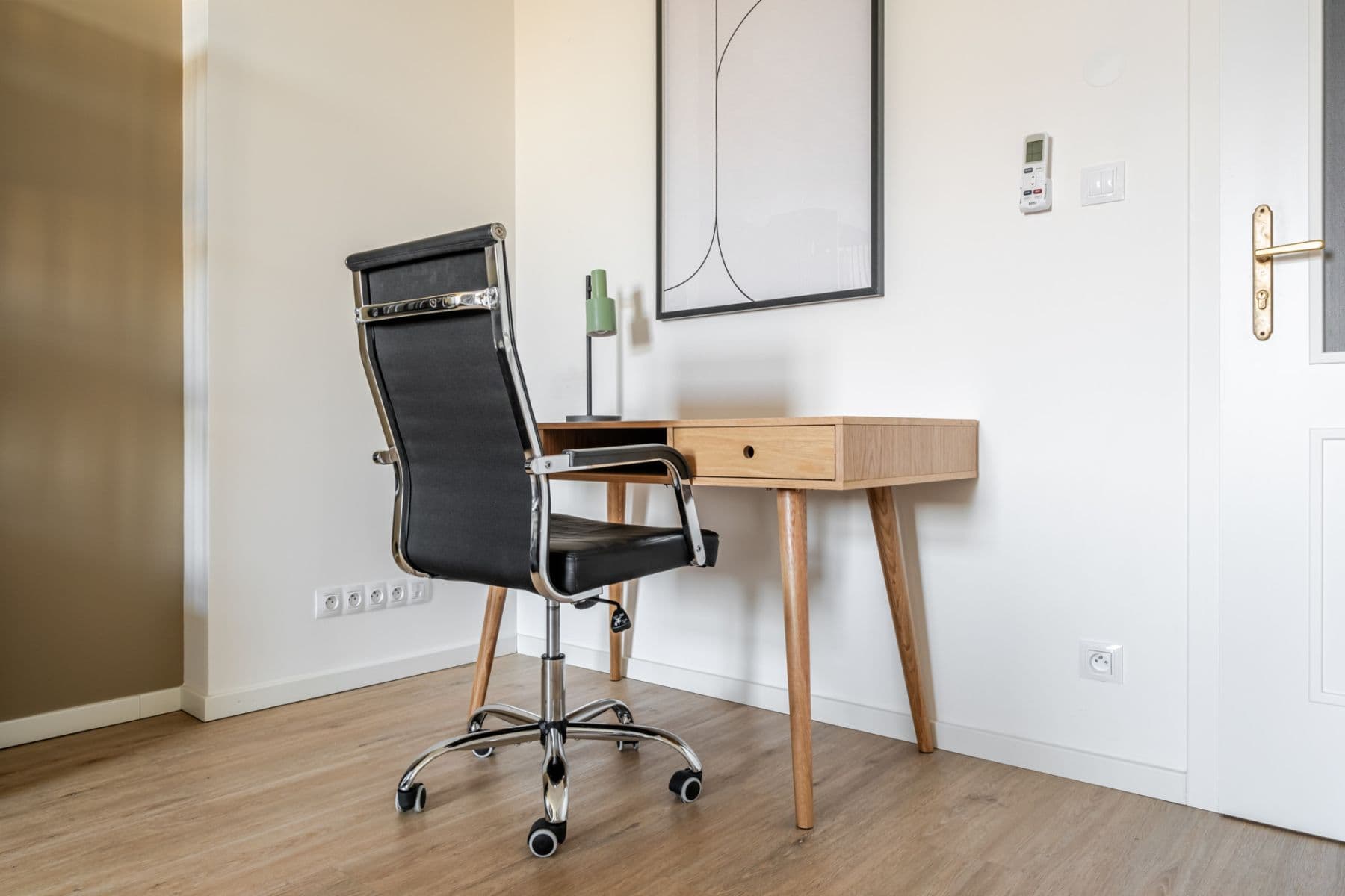 Prenájom bytu 55 m², Chodská, Praha, Praha Prenájom bytu 55 m², Chodská, Praha, Praha