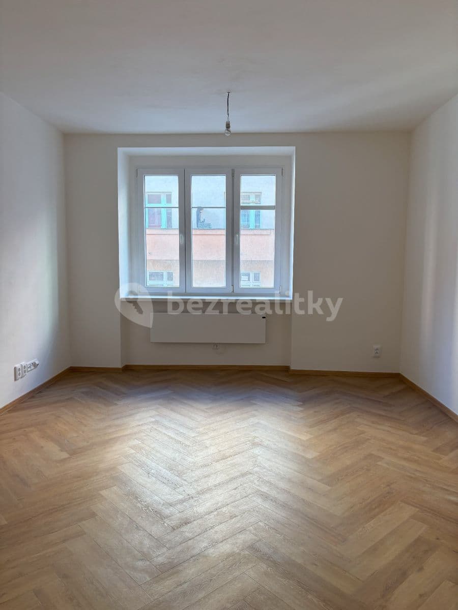 Prenájom bytu 1-izbový 28 m², Přístavní, Praha, Praha Prenájom bytu 1-izbový 28 m², Přístavní, Praha, Praha