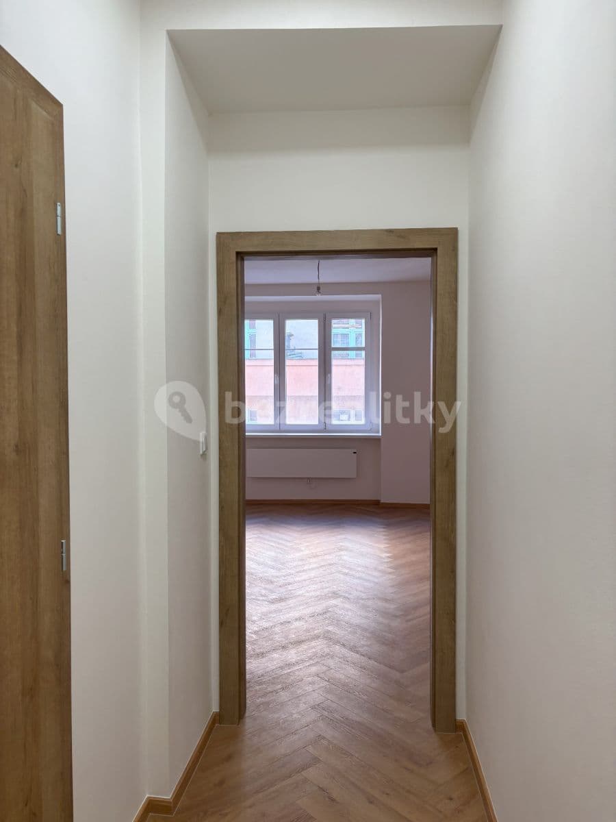 Prenájom bytu 1-izbový 28 m², Přístavní, Praha, Praha Prenájom bytu 1-izbový 28 m², Přístavní, Praha, Praha