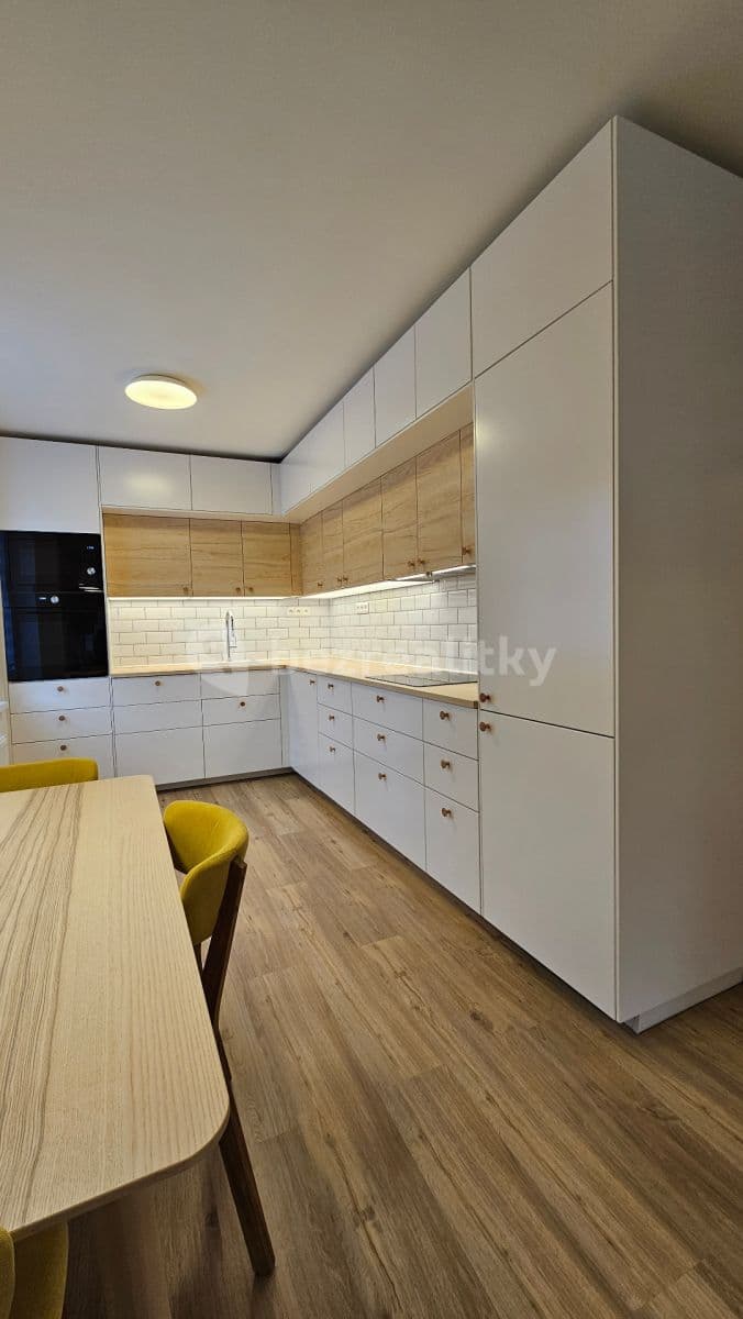 Prenájom bytu 3-izbový 52 m², Buková, Praha, Praha Prenájom bytu 3-izbový 52 m², Buková, Praha, Praha