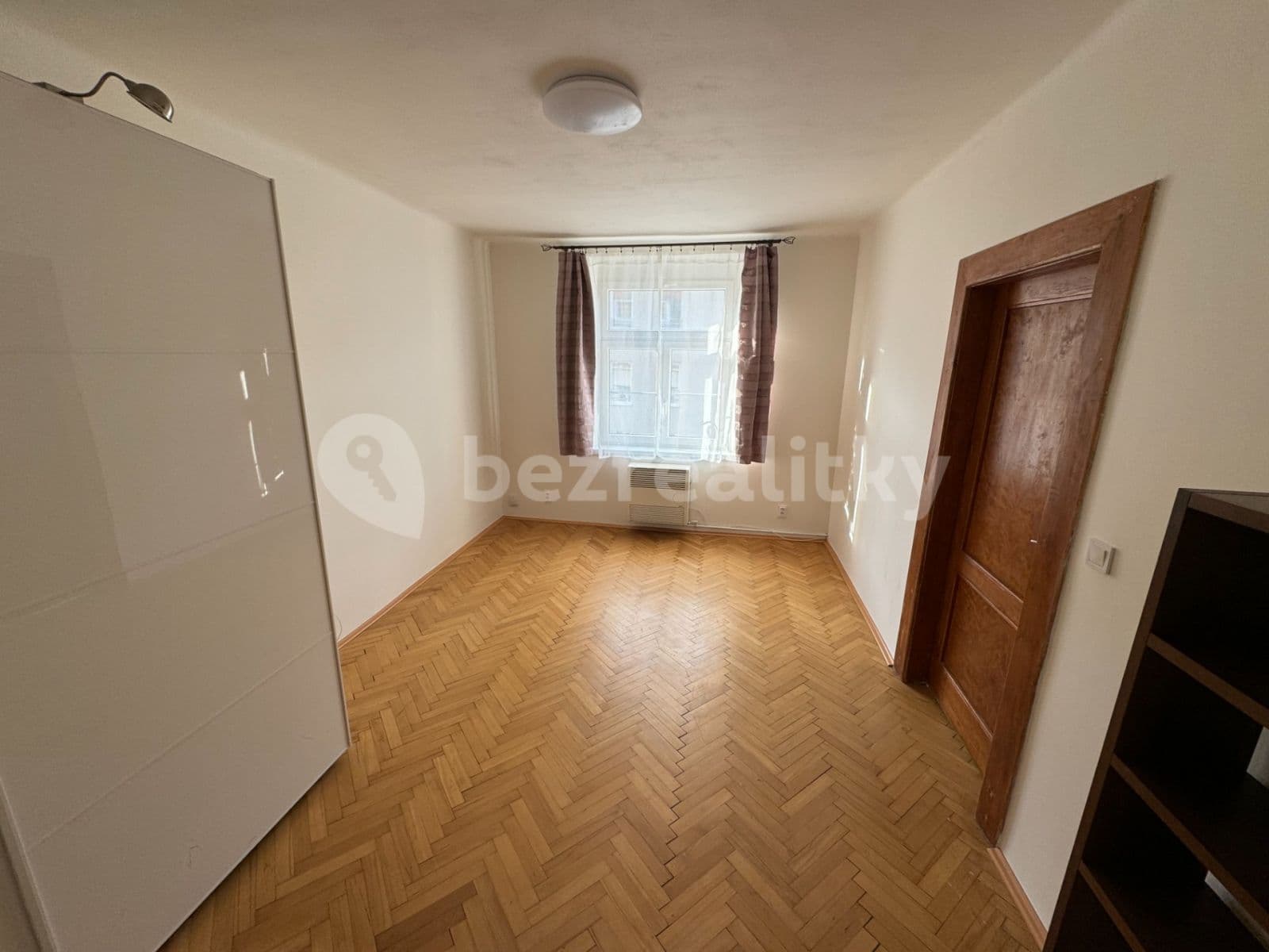 Prenájom bytu 3-izbový 65 m², Kovářská, Praha, Praha Prenájom bytu 3-izbový 65 m², Kovářská, Praha, Praha