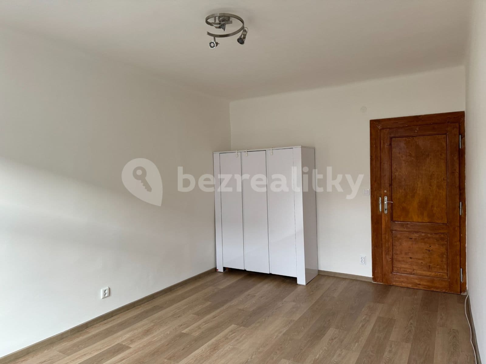 Prenájom bytu 3-izbový 65 m², Kovářská, Praha, Praha Prenájom bytu 3-izbový 65 m², Kovářská, Praha, Praha