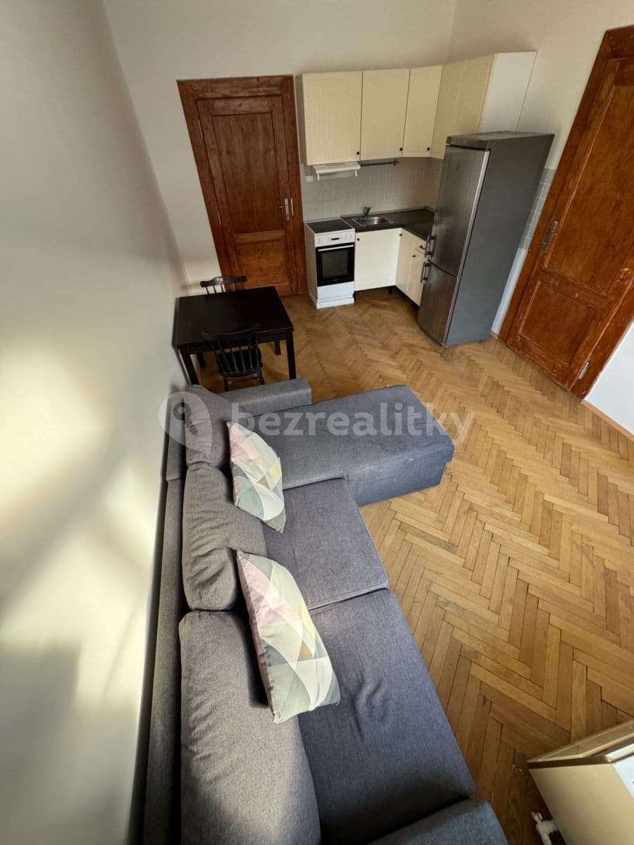 Prenájom bytu 3-izbový 65 m², Kovářská, Praha, Praha Prenájom bytu 3-izbový 65 m², Kovářská, Praha, Praha