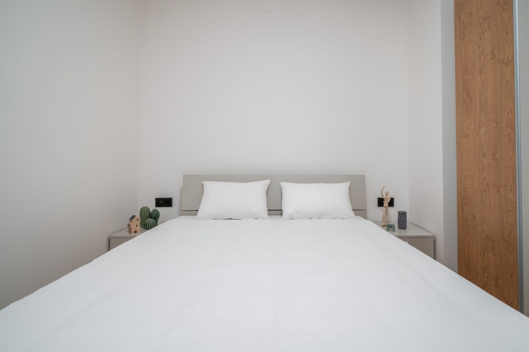 Prenájom bytu 2-izbový 45 m², Legerova, Praha, Praha Prenájom bytu 2-izbový 45 m², Legerova, Praha, Praha