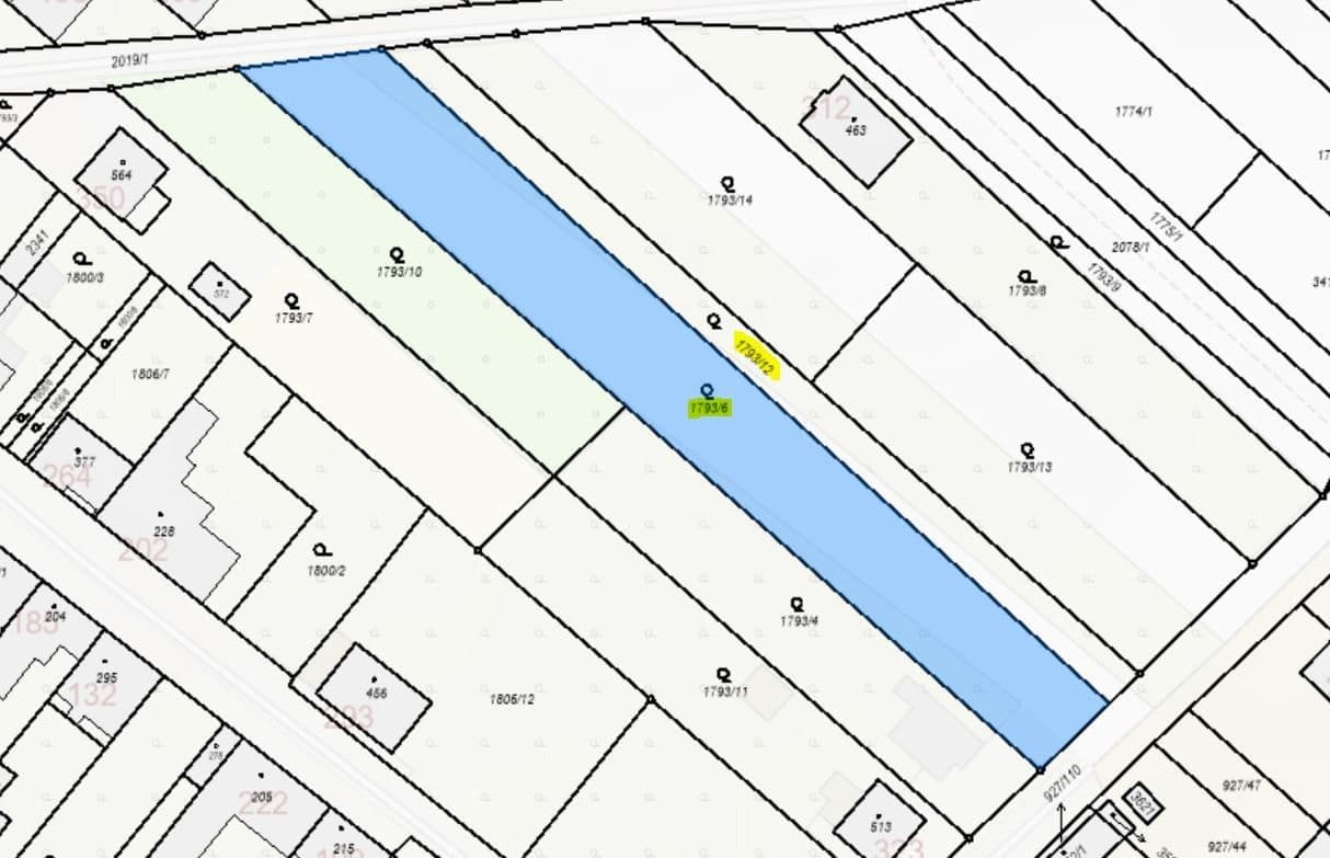 Predaj pozemku 3.285 m², Ivaň, Jihomoravský kraj Predaj pozemku 3.285 m², Ivaň, Jihomoravský kraj