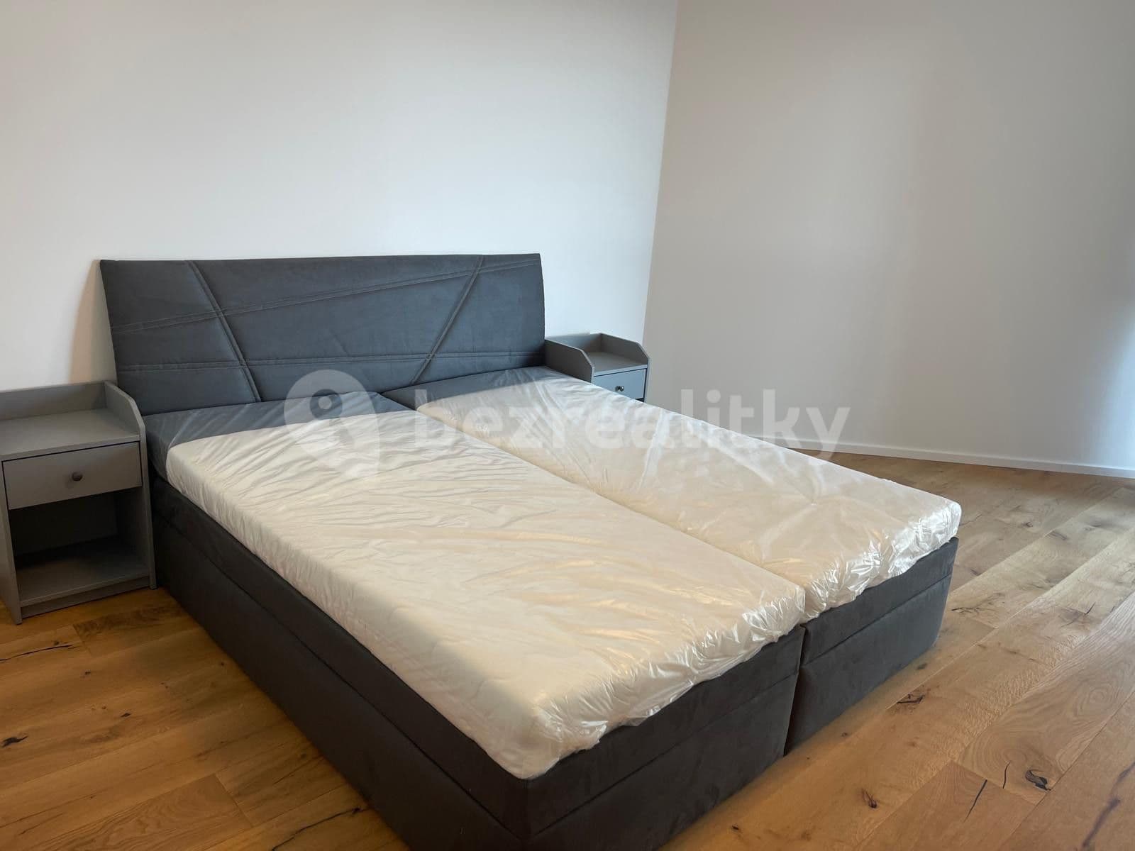 Prenájom bytu 2-izbový 66 m², Hagiborská, Praha, Praha Prenájom bytu 2-izbový 66 m², Hagiborská, Praha, Praha