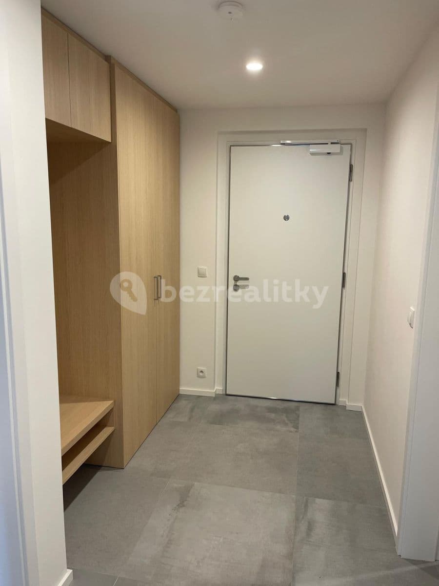Prenájom bytu 2-izbový 66 m², Hagiborská, Praha, Praha Prenájom bytu 2-izbový 66 m², Hagiborská, Praha, Praha