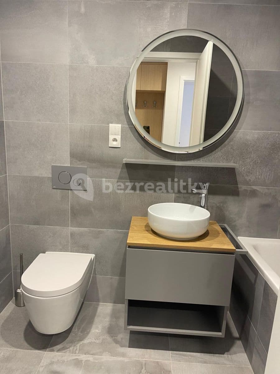 Prenájom bytu 2-izbový 66 m², Hagiborská, Praha, Praha Prenájom bytu 2-izbový 66 m², Hagiborská, Praha, Praha