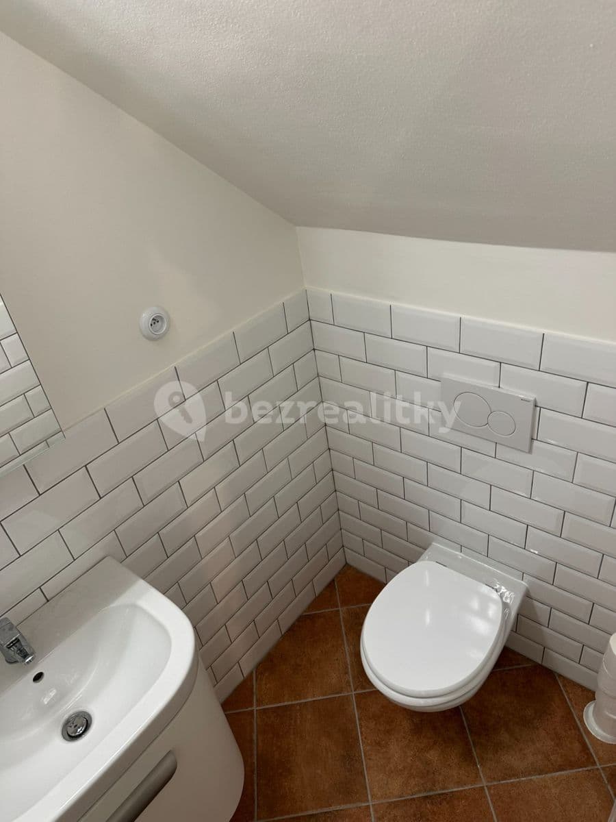 Prenájom bytu 1-izbový 19 m², Horoušanská, Praha, Praha Prenájom bytu 1-izbový 19 m², Horoušanská, Praha, Praha
