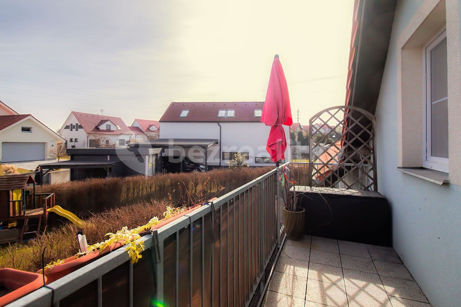Prenájom bytu 3-izbový 83 m², Tisová, Holubice, Středočeský kraj Prenájom bytu 3-izbový 83 m², Tisová, Holubice, Středočeský kraj