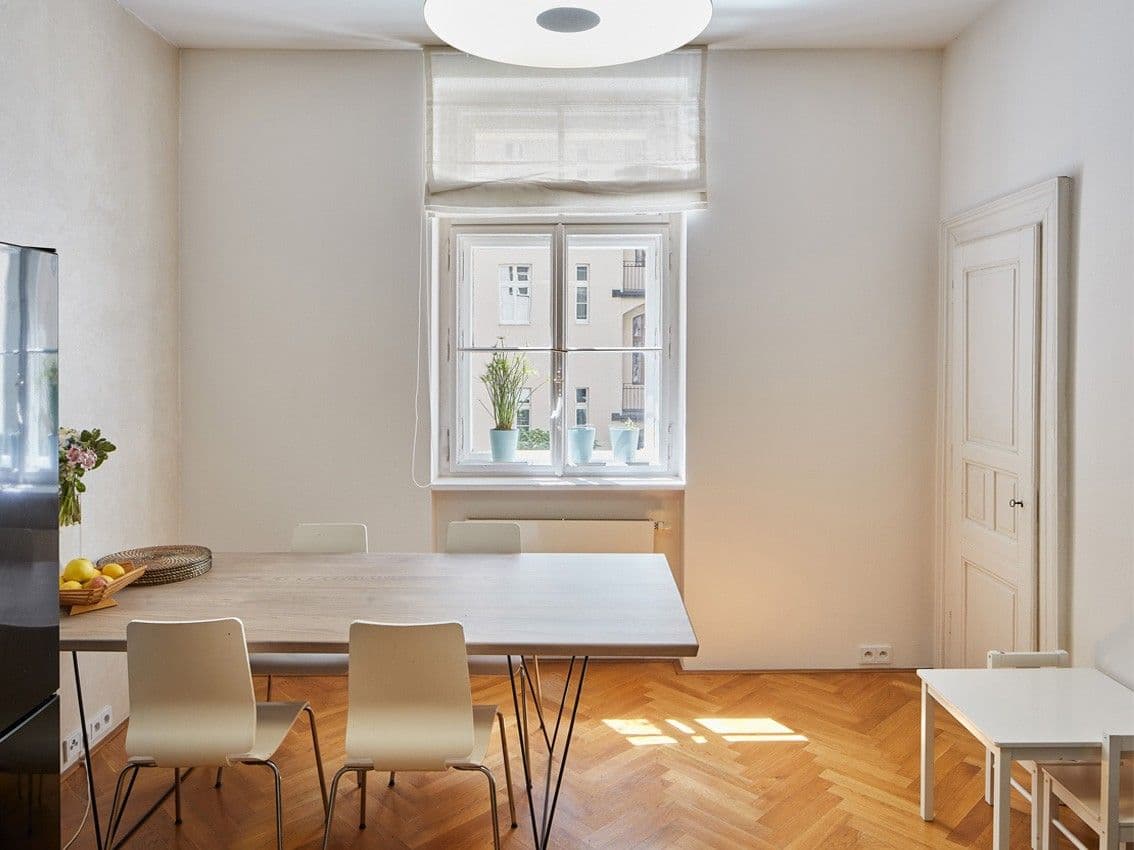 Prenájom bytu 2-izbový 73 m², Jirečkova, Praha, Praha Prenájom bytu 2-izbový 73 m², Jirečkova, Praha, Praha