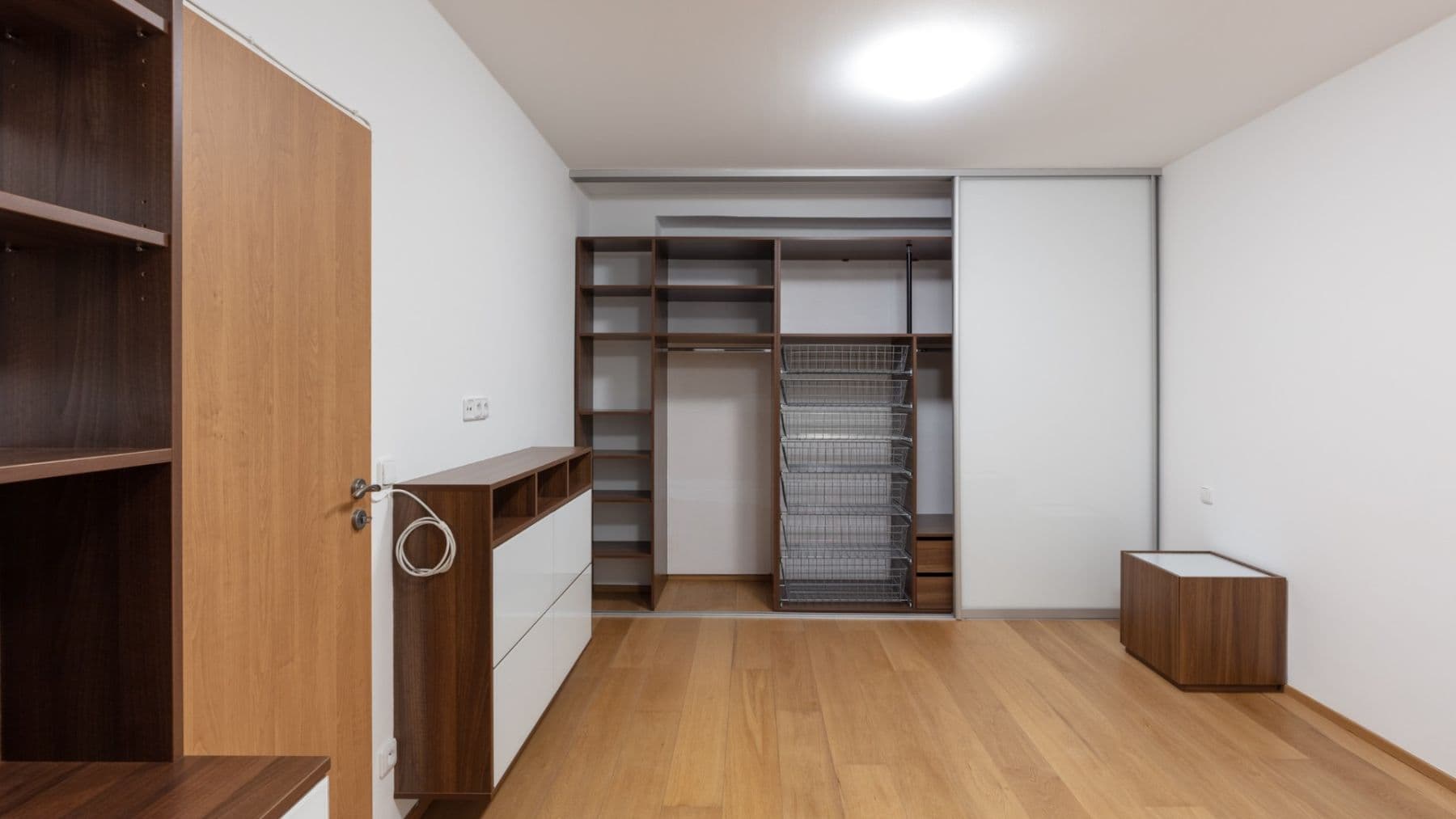 Prenájom bytu 2-izbový 38 m², Na Klimentce, Praha, Praha Prenájom bytu 2-izbový 38 m², Na Klimentce, Praha, Praha