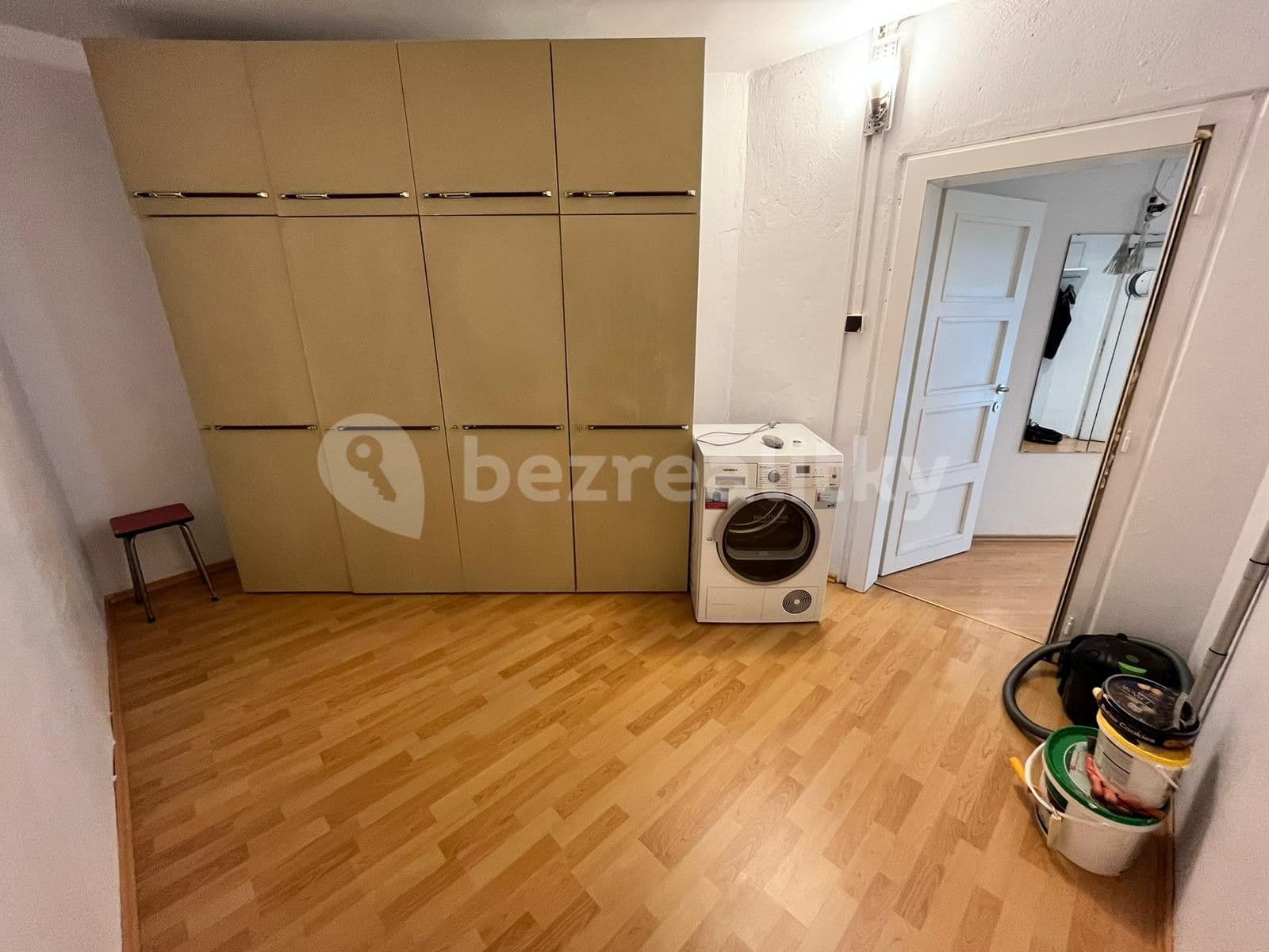 Prenájom bytu 4-izbový 102 m², Nušlova, Praha, Praha Prenájom bytu 4-izbový 102 m², Nušlova, Praha, Praha
