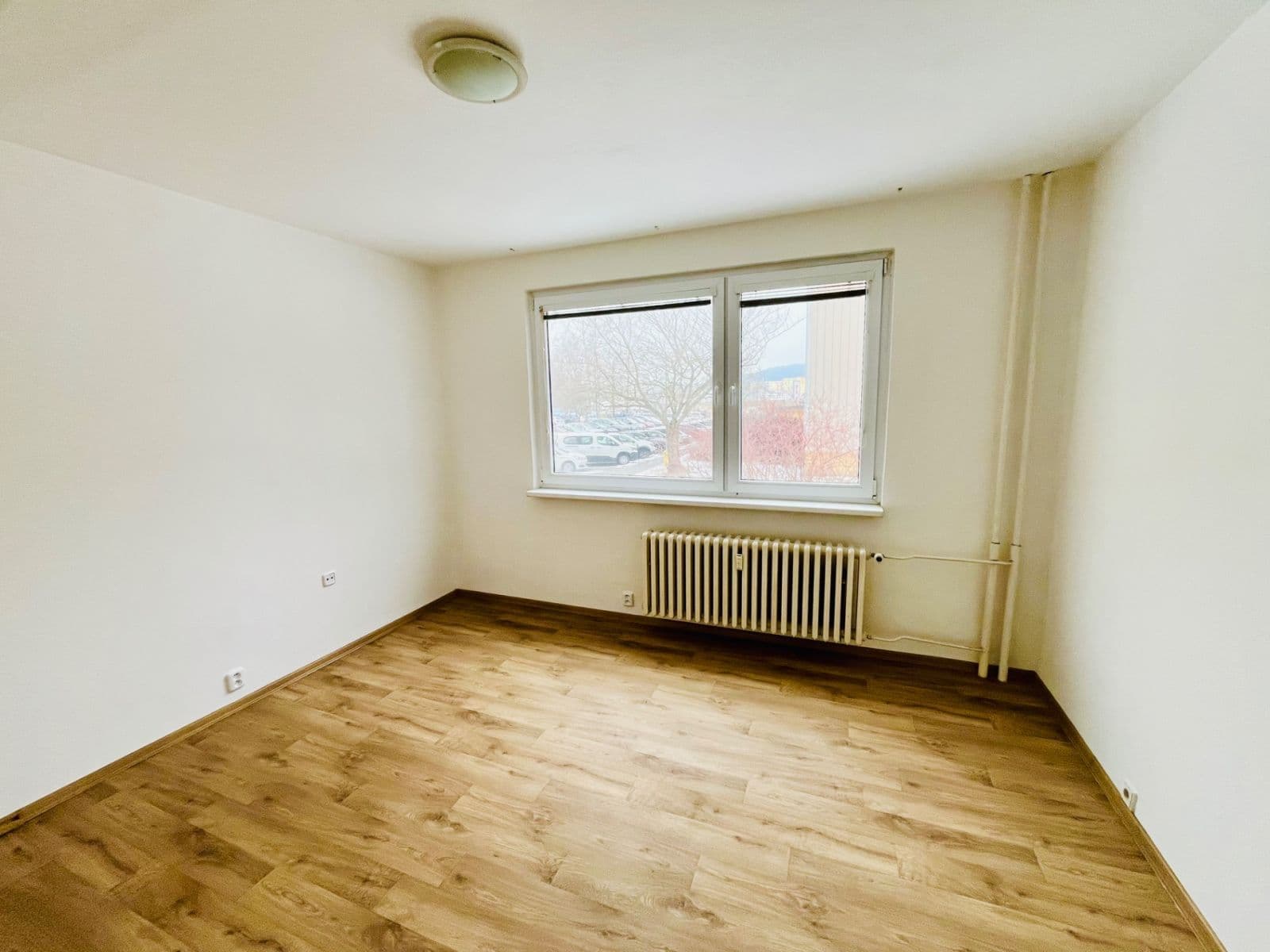 Prenájom bytu 4-izbový 100 m², Josefa Hory, Jablonec nad Nisou, Liberecký kraj Prenájom bytu 4-izbový 100 m², Josefa Hory, Jablonec nad Nisou, Liberecký kraj