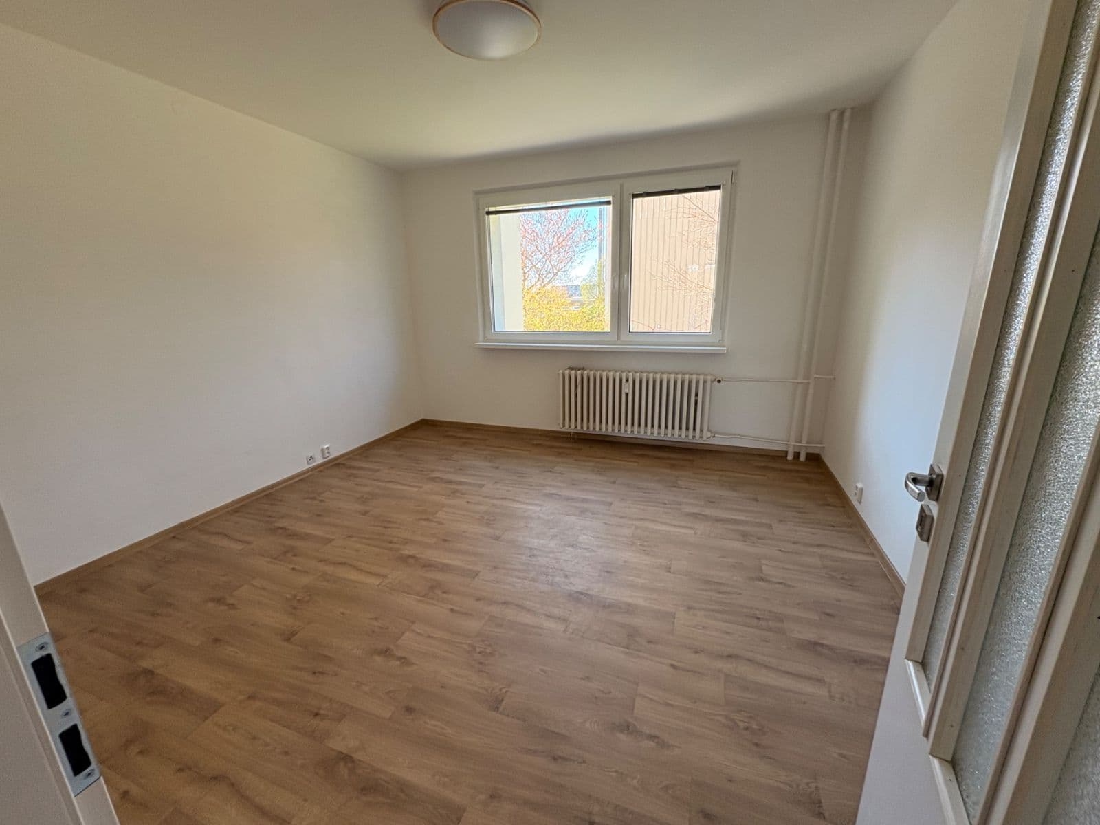 Prenájom bytu 4-izbový 100 m², Josefa Hory, Jablonec nad Nisou, Liberecký kraj Prenájom bytu 4-izbový 100 m², Josefa Hory, Jablonec nad Nisou, Liberecký kraj