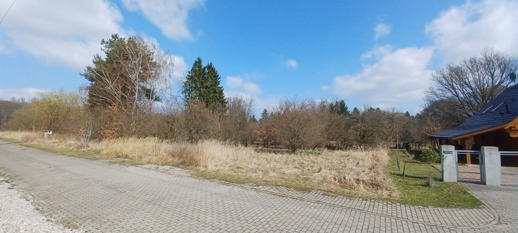 Predaj pozemku 1.122 m², Šeříková, Kamenice, Středočeský kraj Predaj pozemku 1.122 m², Šeříková, Kamenice, Středočeský kraj