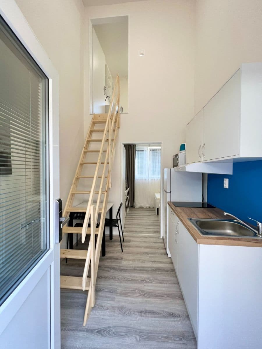 Prenájom bytu 2-izbový 30 m², Hybešova, Brno, Jihomoravský kraj Prenájom bytu 2-izbový 30 m², Hybešova, Brno, Jihomoravský kraj